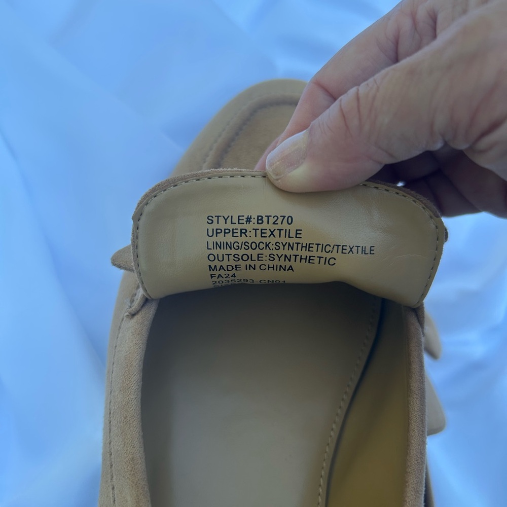 New J crew Size 8 faux suede bow loafer Tan preppy classic lagenlook - Picture 4 of 4